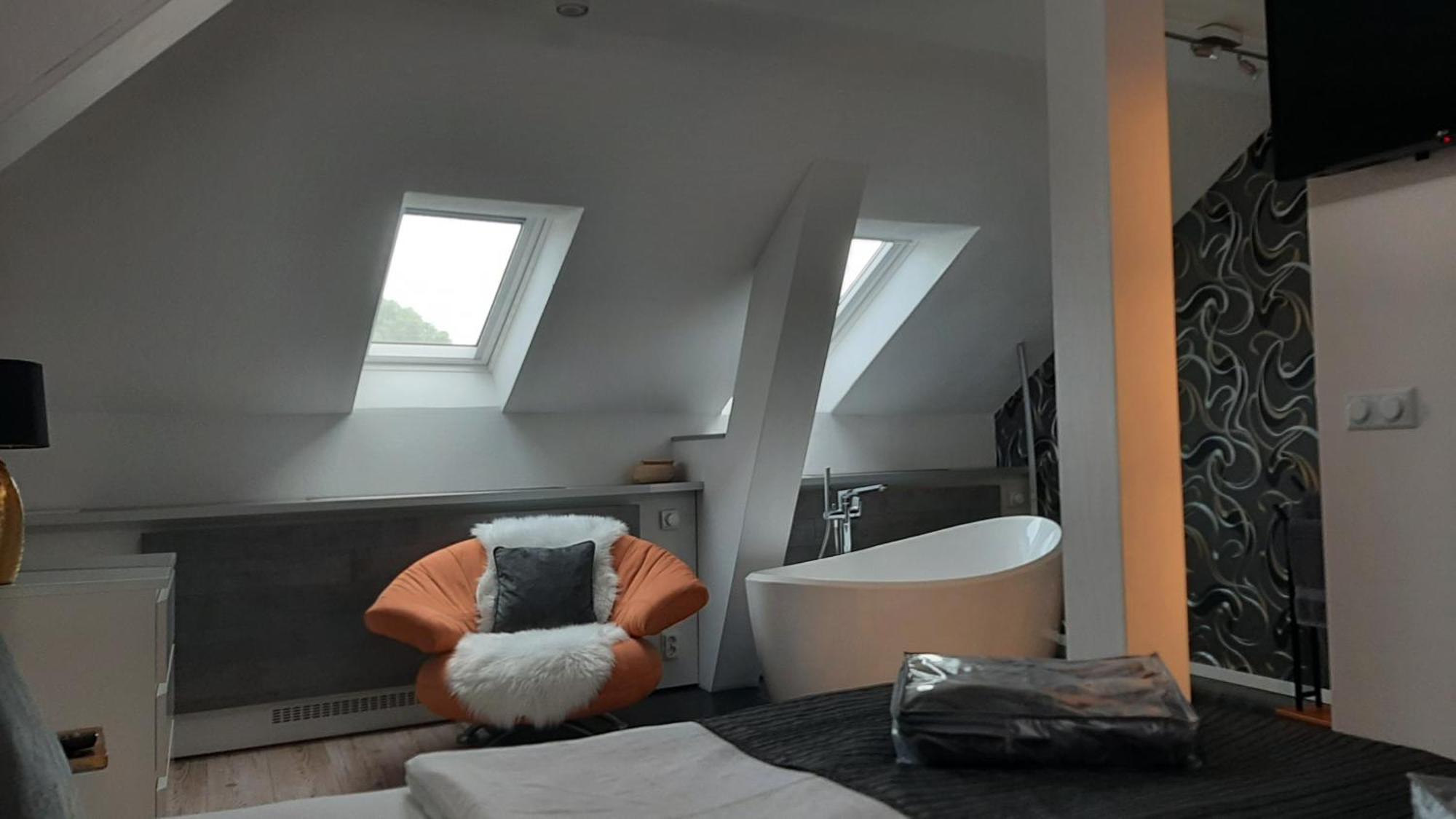 Stuermer Apartment *